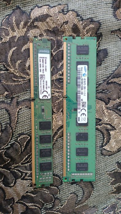 ОЗУ Ддр 3 1666 4 гбх2