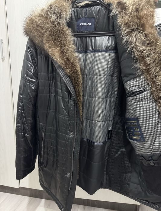 Продаю мужскую парку