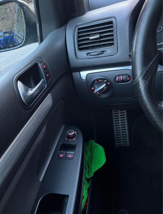 Продавам Голф 5 GTI на Части, както и ВСЯКАКВИ ЧАСТИ и за други коли