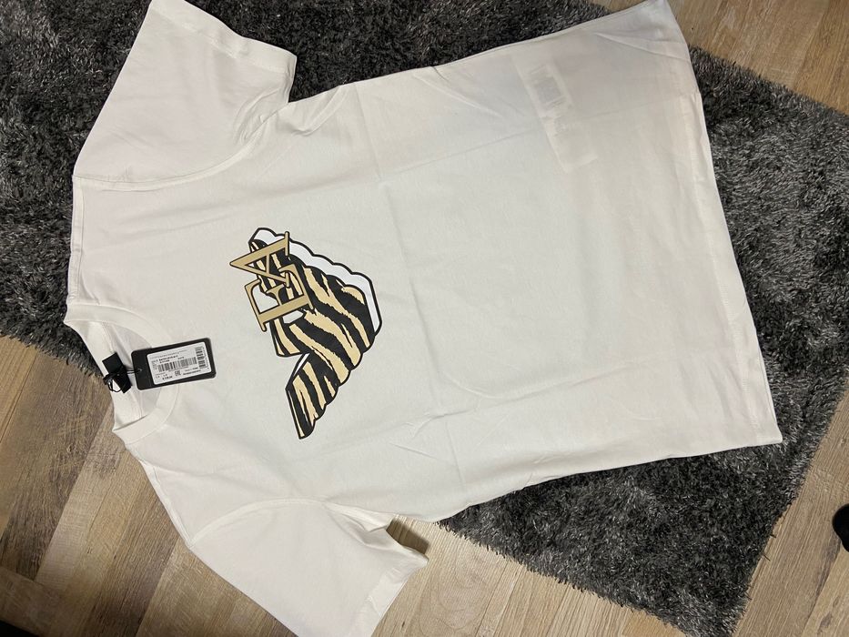 Мъжки тениски Armani , Givenchy, GCDS , Balenciaga и други.