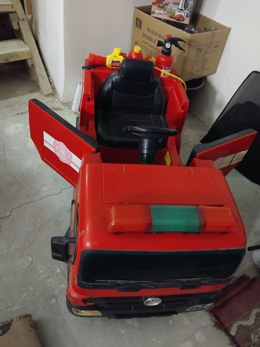 Bolalar yongʻin oʻchirish elektromobili