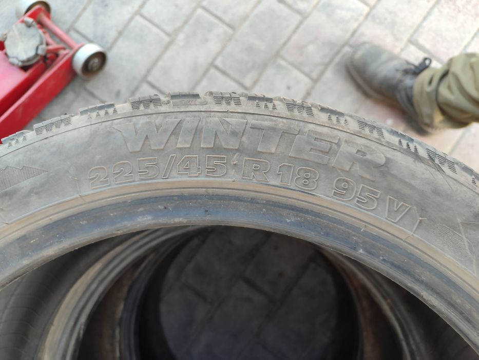 225/45R18 1 шина