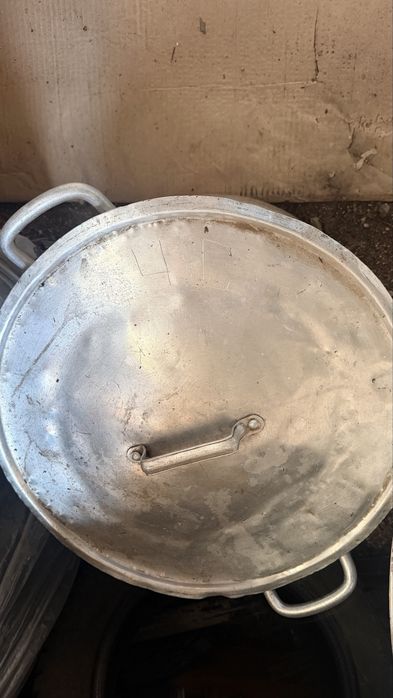 Продам кастрюлю, бочок