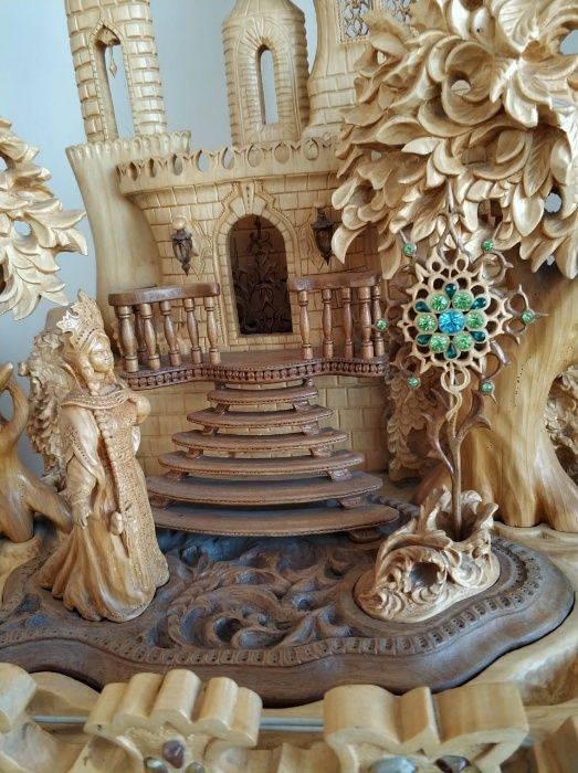 Продам деревянные часы-башня ручной работы