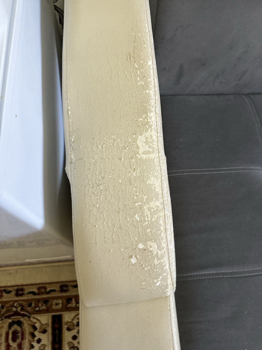 Продам диван креслокровать и пуфик