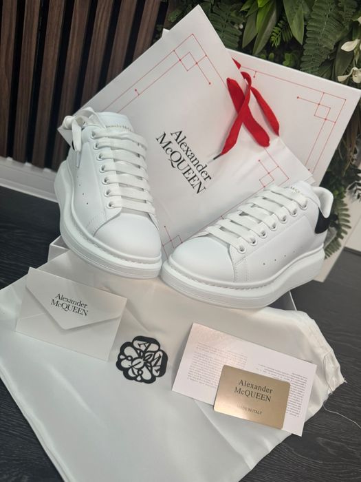 Adidasi Alexander McQueen