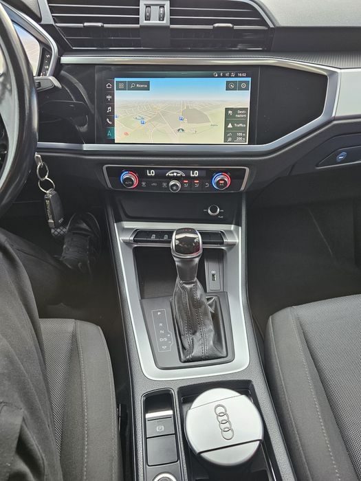 Vând Audi Q3,35 TDI Stronic Sline Edition 2020