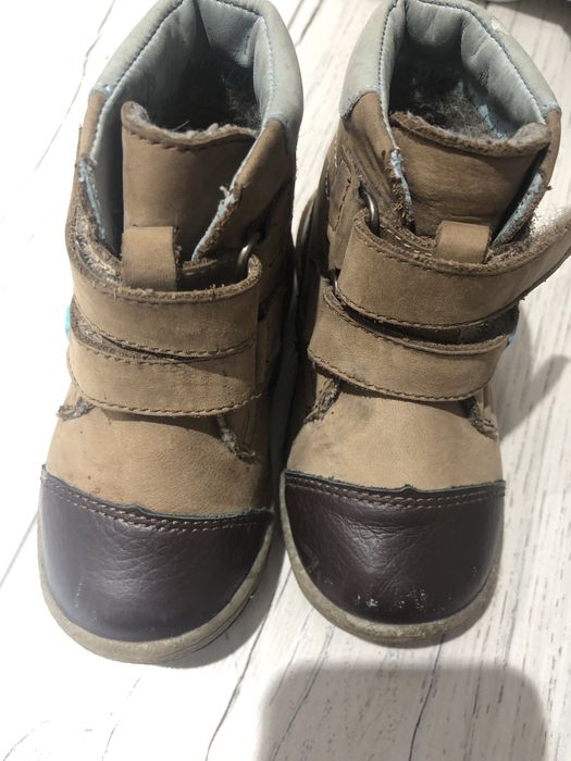 Детские ботинки