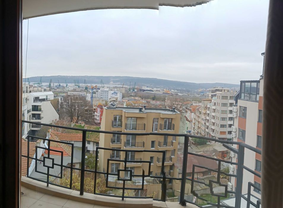 Дава се под наем Двустаен апартамент в Варна, Център - 55 кв.м за 618.12 € - Снимка #8