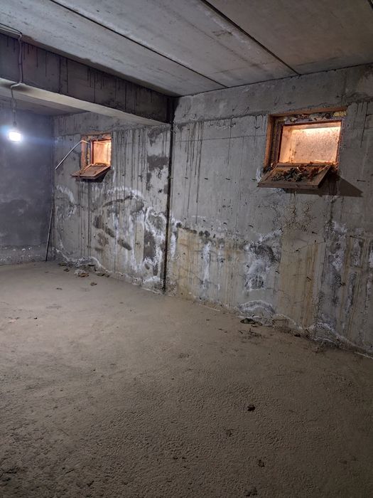 Сваё Яккасарай р-не цокольном этаже.