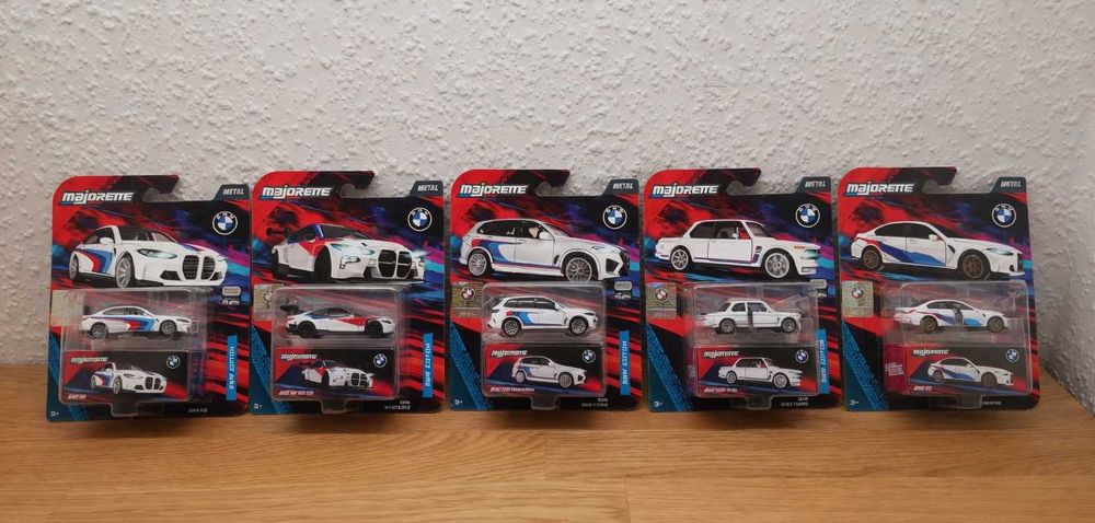 10 броя Hot Wheels BMW моделчета