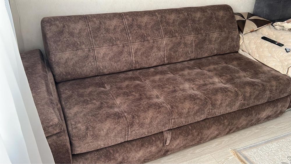 Продам диван 2,5 м