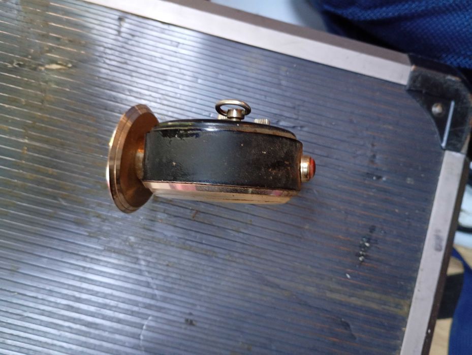 Часовник Будилник Слава добро пакет 10lv