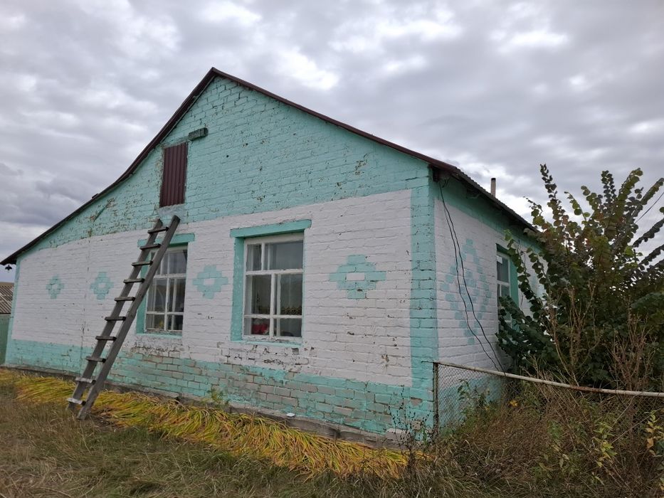 Продам двухквартирный дом.