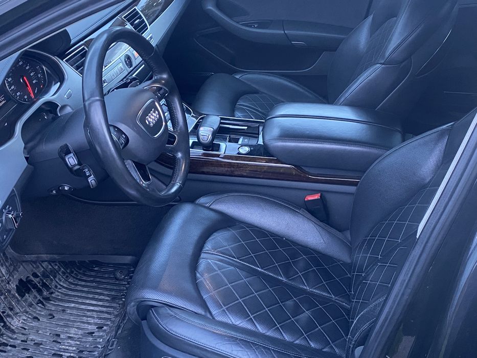 Audi A8 d4 4.2 FSI, Ауди А8 на ЧАСТИ