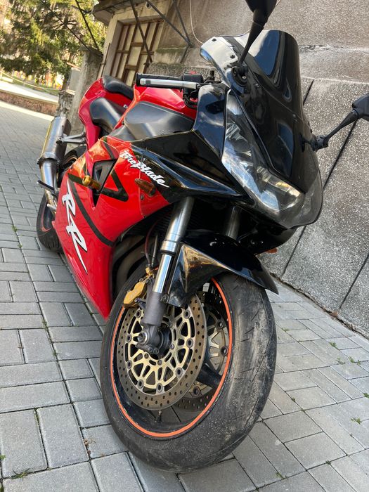 Honda cbr 954rr fireblade