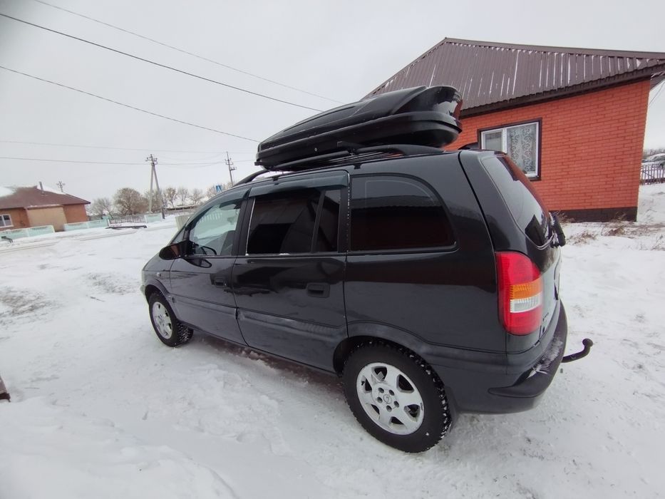 Продам автомобиль Опель зафира А