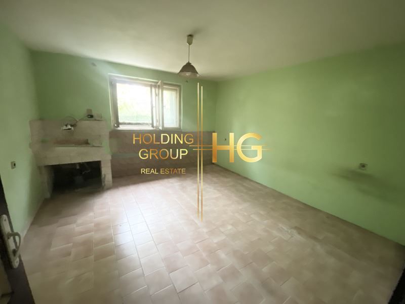 Продава се Четиристаен апартамент в Варна, Окръжна болница - 126 кв.м за 1584 €/кв.м - Снимка #3