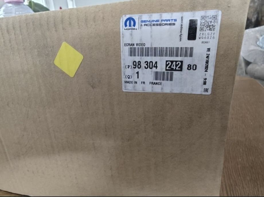 Navigatie peugeot 3008 anul 2023