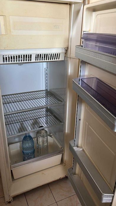 Frigider ZIL functional