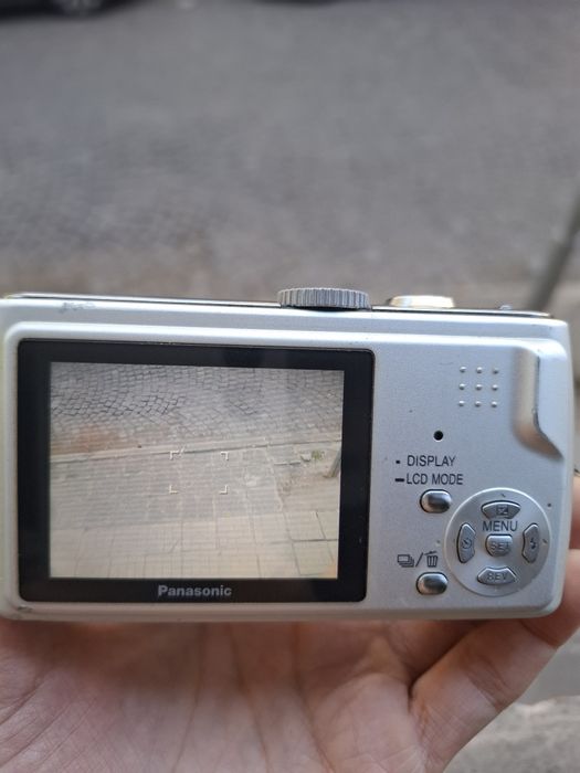 Компактен дигитален фотоапарат PANASONIC LUMIX TZ1