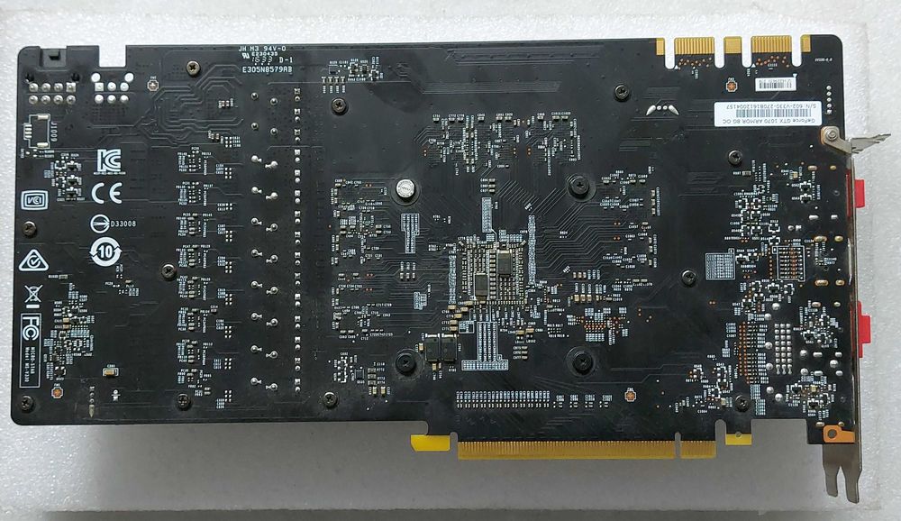 Placa video MSI GeForce GTX 1070 Armor OC 8GB GDDR5 256-bit