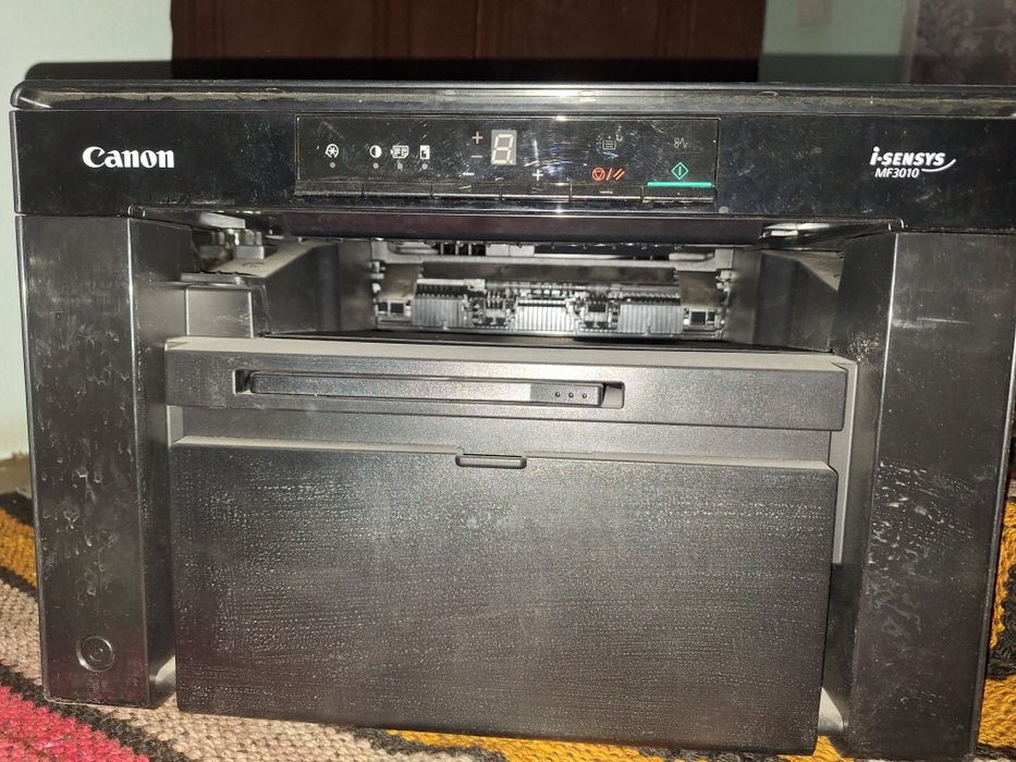 Conon3010 pirenter sotilad