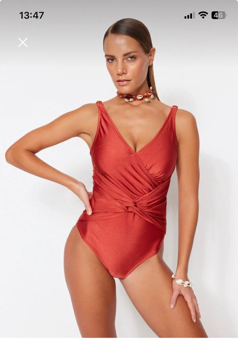 Costum de baie intreg rosu scortisoara Marime XS/34