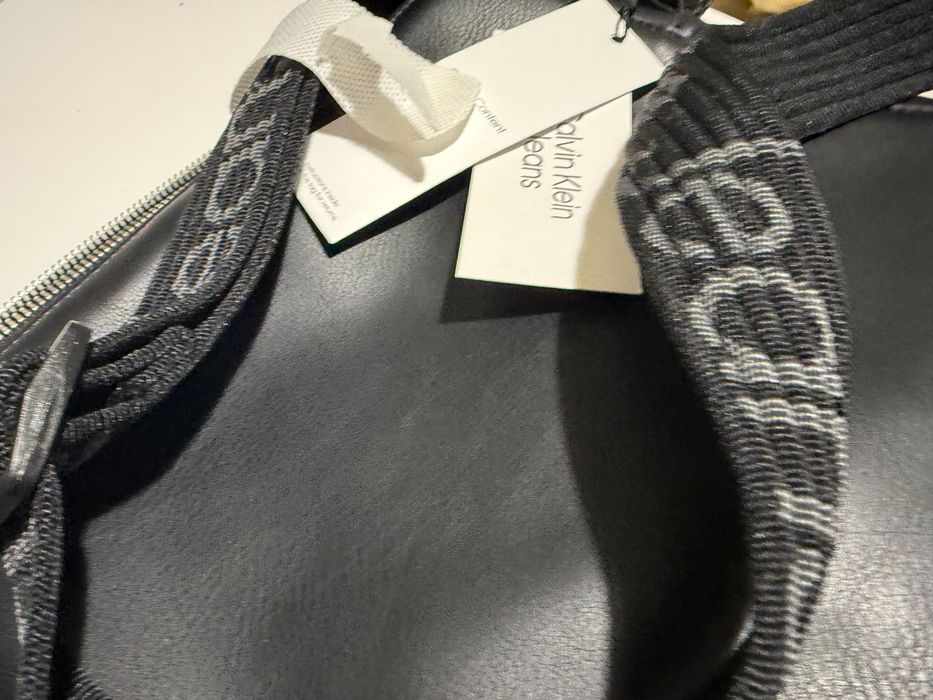 Чанта Calvin Klein