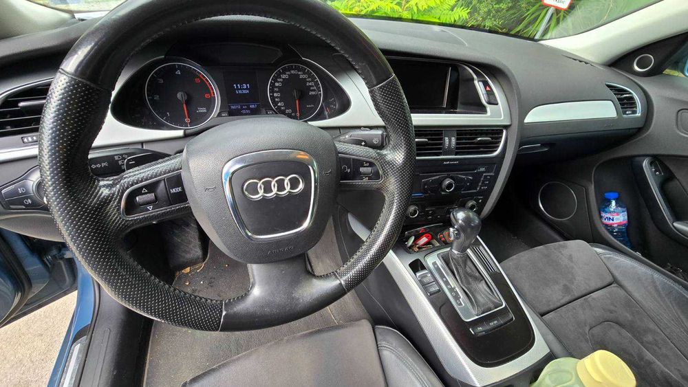 Продавам автомобил Ауди А4