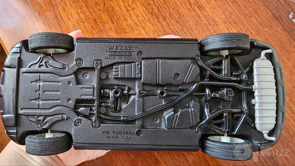 Модель Volkswagen Touareg V10 TDI.