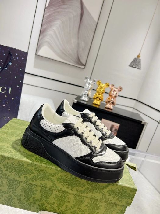 GG Supreme Sneaker Beige