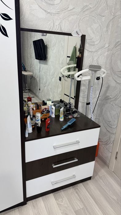 продам спальный гарнитур