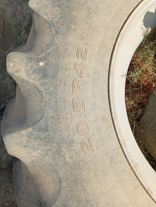 Балон. 20.8R42 марка. Холати идеал.