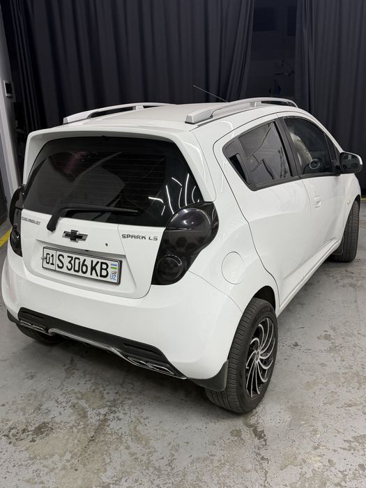 Spark srochni sotiladi