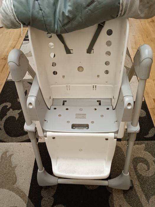 Стульчик для кормления за столом