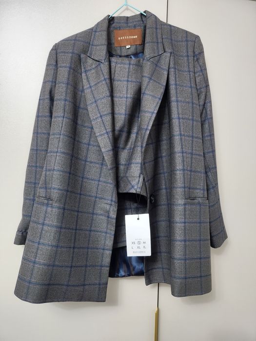 Костюм с брюками размер 44-46-48