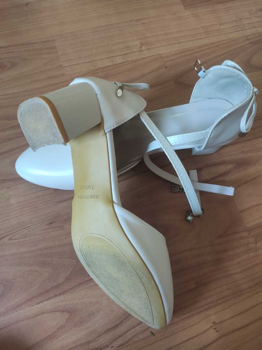 Pantofi dama pentru toamna și primăvara