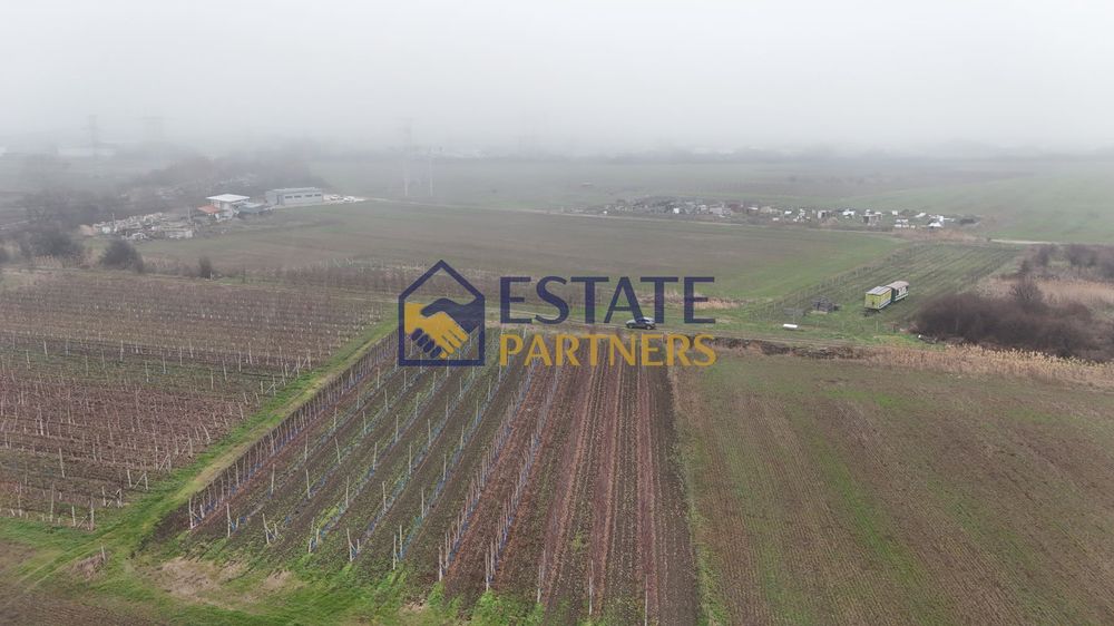 Парцел в Пловдив, област-с.Брестник площ 1401 цена 35025