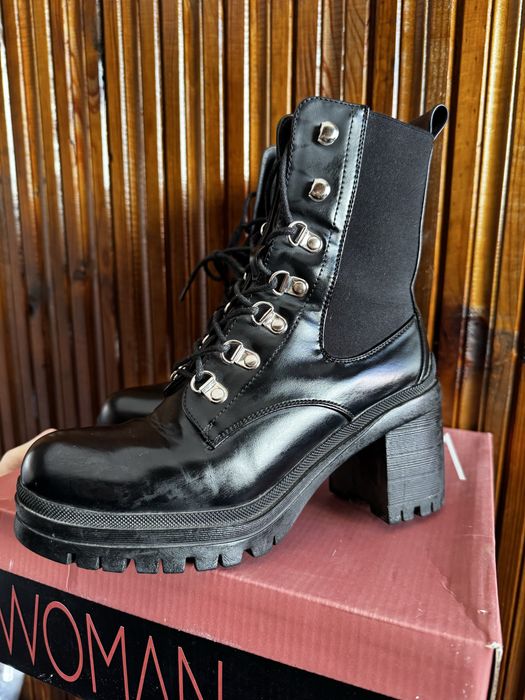 Черни дамски боти