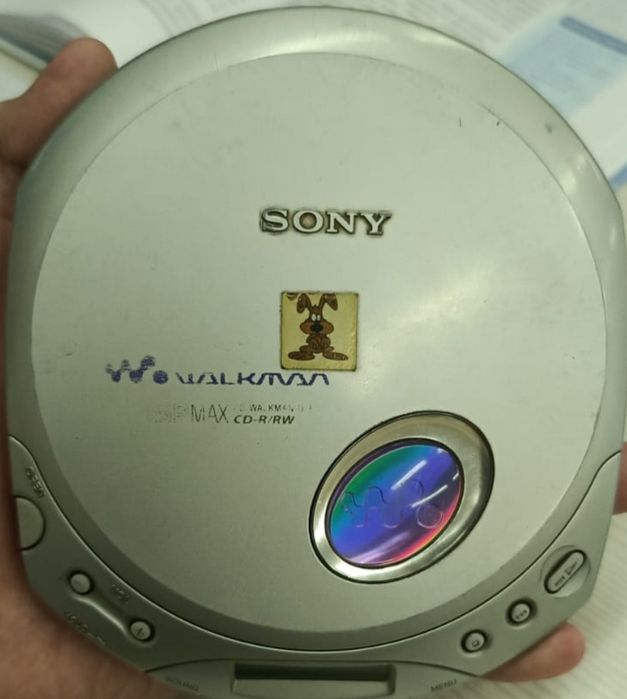 CD-плеер Sony D-E350 Walkman