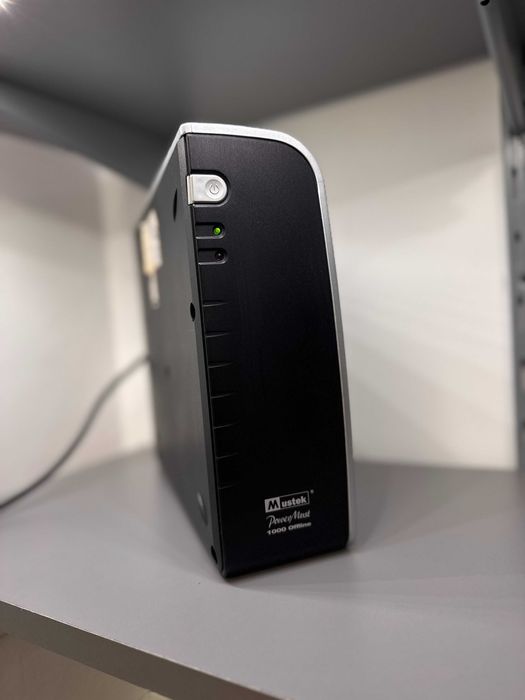 UPS Mustek compact 1000VA/600W, 1000 Offline prize C13