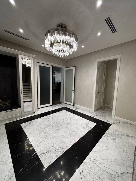 Дом Ракатбоши Моно ресторан 370 м2