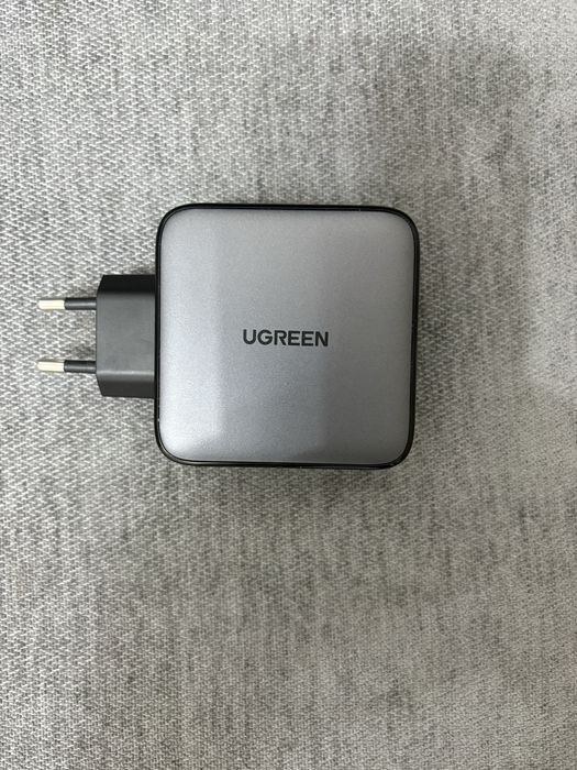 Зарядное устройство беспроводое Ugreen
