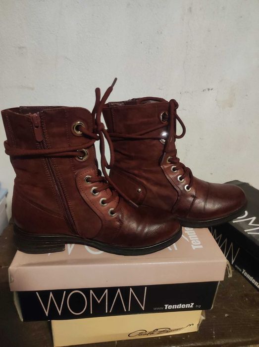 Дамски кожени боти