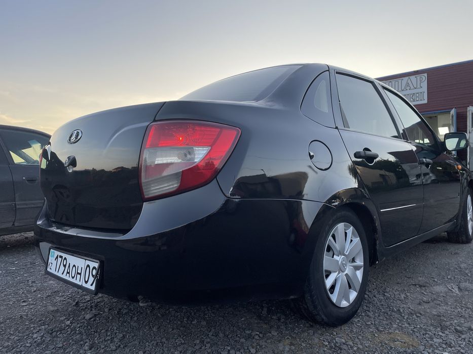 Лада гранта 2012 года 8 клапанная