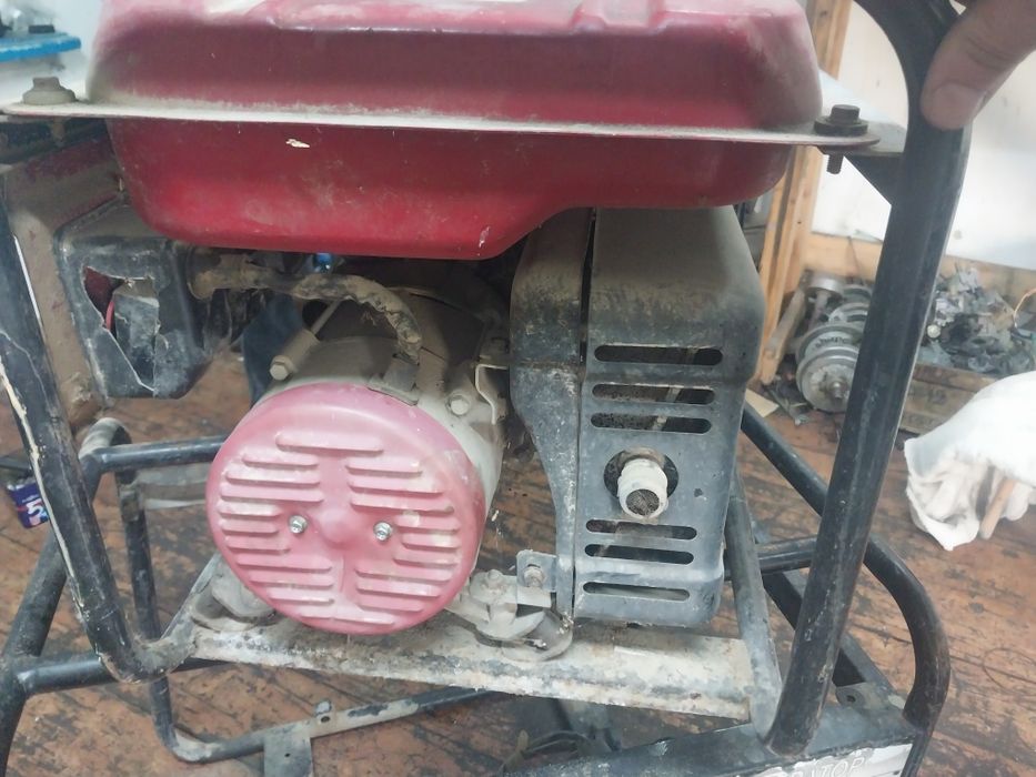 Продам генератор