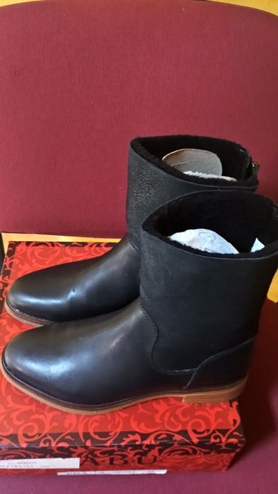 Ghete din piele mărimea 39,noi,Clarks