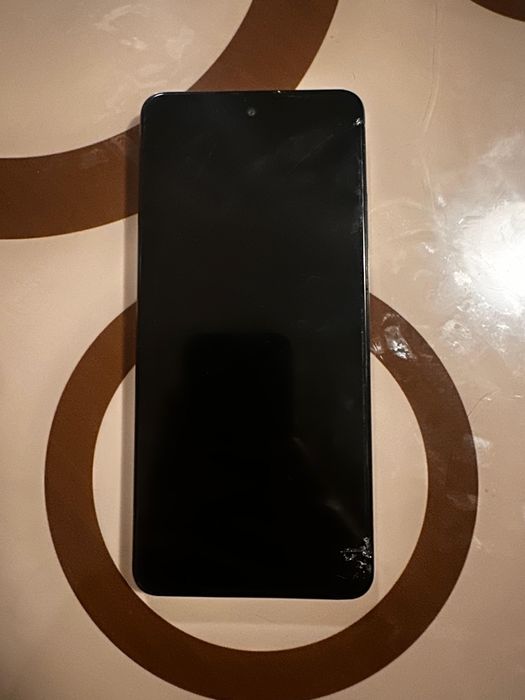 Vând oppo A60 in stare buna de functionare
