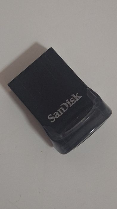 Memorie USB SanDisk